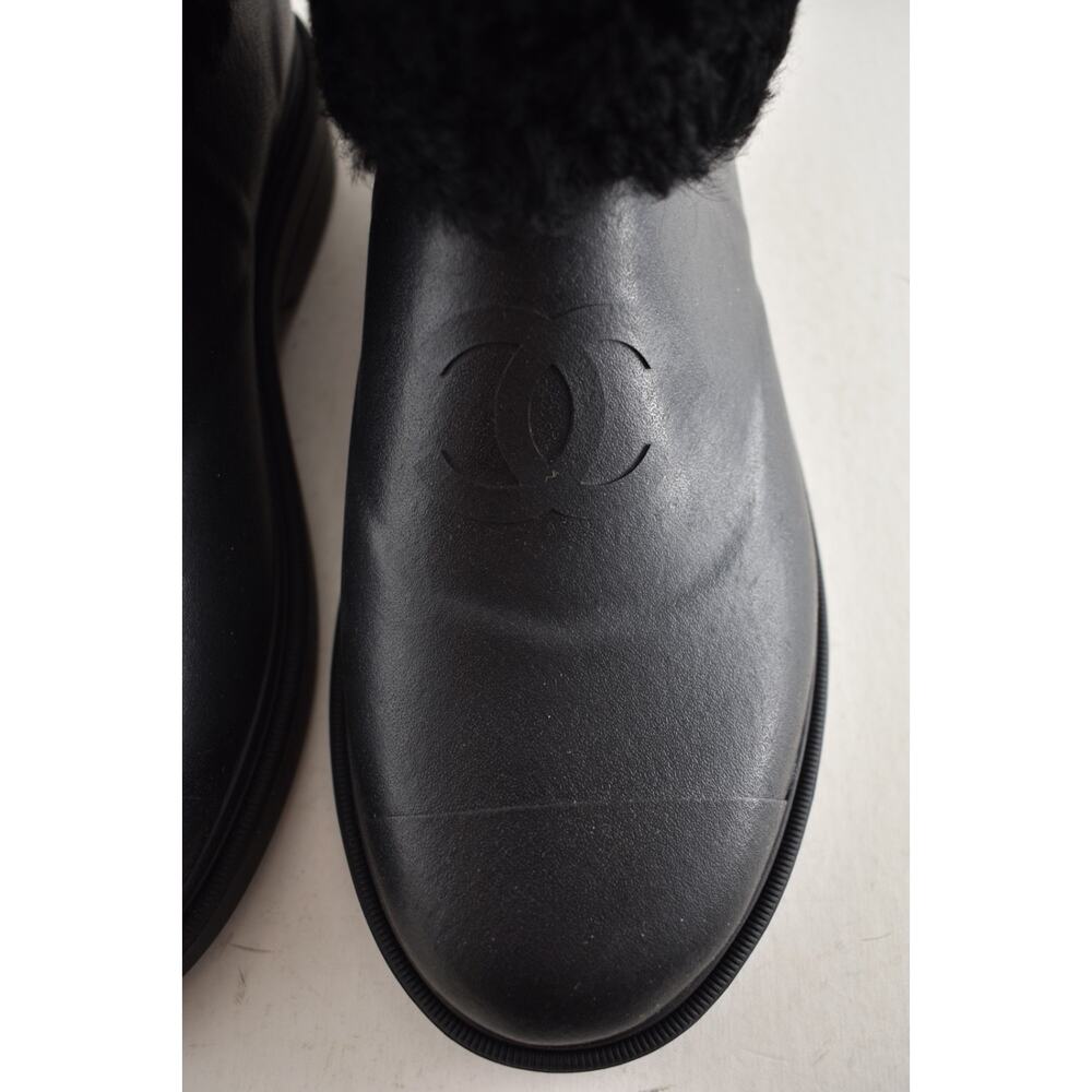 Chanel 24K Black Sheep Shearling Fur Rubber CC Low Top Short Ankle Rain Boots 42 - Picture 10 of 16